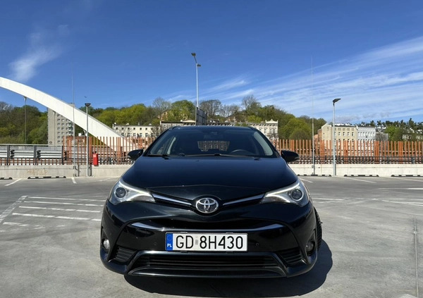 Toyota Avensis cena 67790 przebieg: 138500, rok produkcji 2017 z Gdańsk małe 436